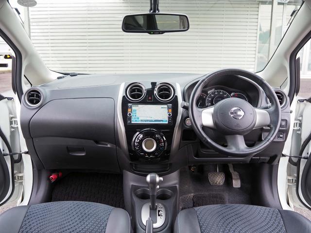 ノート メダリスト　ＩＭＰＵＬフルエアロ＆ダウンサス　ＩＭＰＵＬ１７インチＡＷ　純正ナビ　アラウンドビューモニター　フルセグＴＶ　ＤＶＤ　Ｂｌｕｅｔｏｏｔｈ　ＬＥＤヘッドライト　ハーフレザーシート　ＥＴＣ　スマートキー（3枚目）