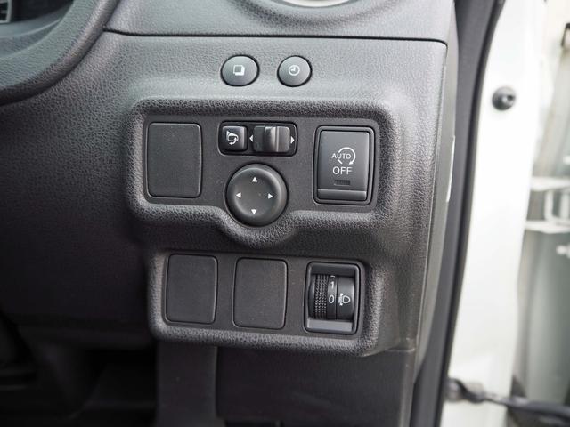 ノート メダリスト　ＩＭＰＵＬフルエアロ＆ダウンサス　ＩＭＰＵＬ１７インチＡＷ　純正ナビ　アラウンドビューモニター　フルセグＴＶ　ＤＶＤ　Ｂｌｕｅｔｏｏｔｈ　ＬＥＤヘッドライト　ハーフレザーシート　ＥＴＣ　スマートキー（30枚目）