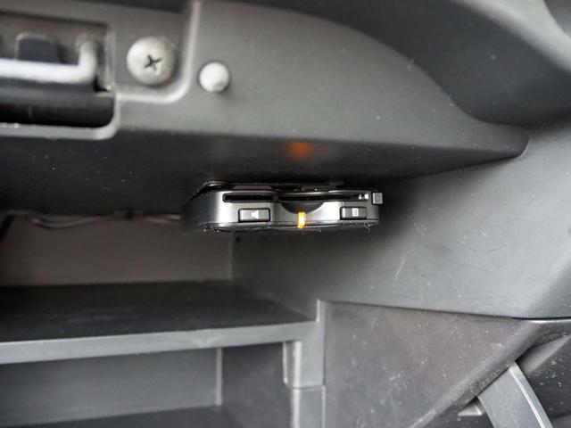 ノート メダリスト　ＩＭＰＵＬフルエアロ＆ダウンサス　ＩＭＰＵＬ１７インチＡＷ　純正ナビ　アラウンドビューモニター　フルセグＴＶ　ＤＶＤ　Ｂｌｕｅｔｏｏｔｈ　ＬＥＤヘッドライト　ハーフレザーシート　ＥＴＣ　スマートキー（31枚目）