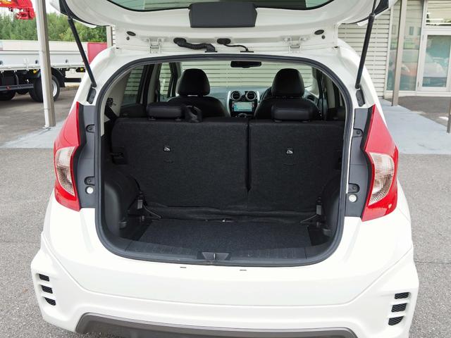 ノート メダリスト　ＩＭＰＵＬフルエアロ＆ダウンサス　ＩＭＰＵＬ１７インチＡＷ　純正ナビ　アラウンドビューモニター　フルセグＴＶ　ＤＶＤ　Ｂｌｕｅｔｏｏｔｈ　ＬＥＤヘッドライト　ハーフレザーシート　ＥＴＣ　スマートキー（39枚目）
