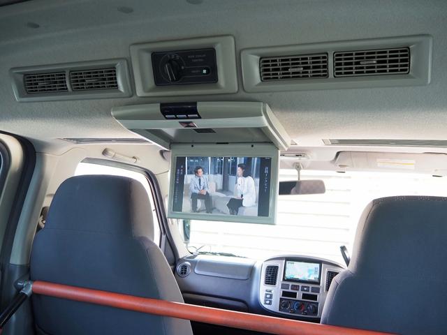 キャラバンコーチ DX 10人乗り ケンウッドメモリーナビ 後席モニター バックカメラ フルセグTV DVD再生 Bluetooth キーレス(7枚目)