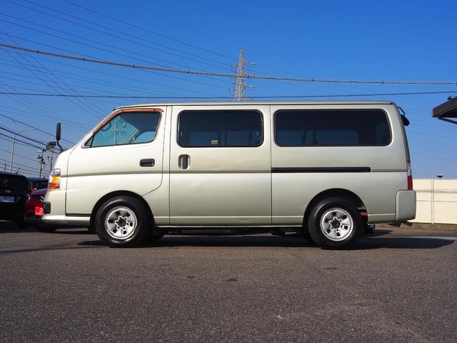 キャラバンコーチ DX 10人乗り ケンウッドメモリーナビ 後席モニター バックカメラ フルセグTV DVD再生 Bluetooth キーレス(15枚目)