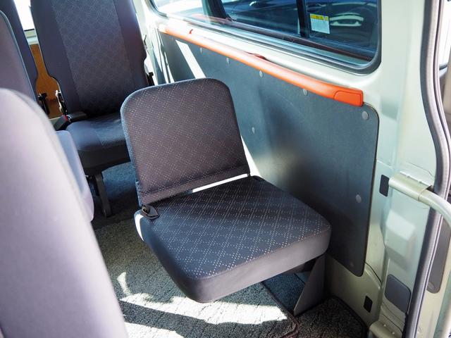 キャラバンコーチ DX 10人乗り ケンウッドメモリーナビ 後席モニター バックカメラ フルセグTV DVD再生 Bluetooth キーレス(31枚目)