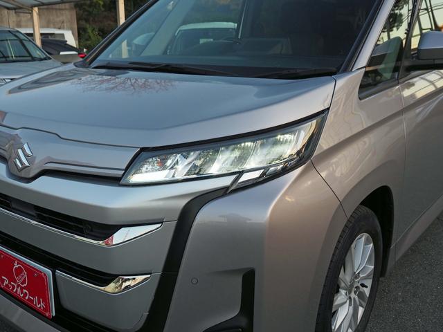 ランディ Ｇ　車検整備付き　セーフティセンス　両側パワースライドドア　ＳＤナビ　バックカメラ　フルセグＴＶ　レーダークルコン　パーキングブレーキサポート　ＬＥＤヘッドライト　シートヒーター　プリクラッシュセーフティ（12枚目）