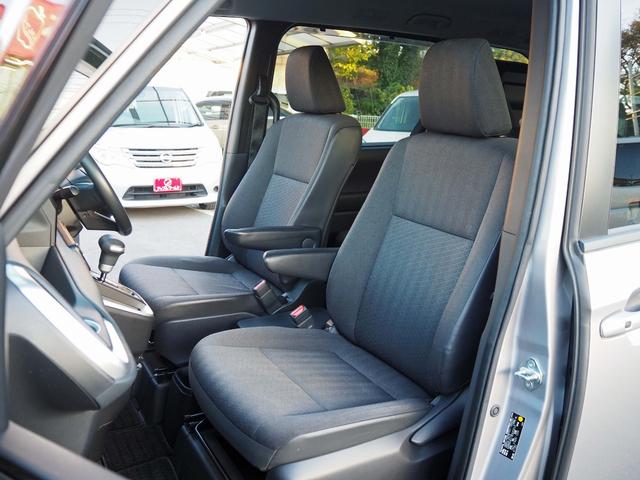 ランディ Ｇ　車検整備付き　セーフティセンス　両側パワースライドドア　ＳＤナビ　バックカメラ　フルセグＴＶ　レーダークルコン　パーキングブレーキサポート　ＬＥＤヘッドライト　シートヒーター　プリクラッシュセーフティ（33枚目）