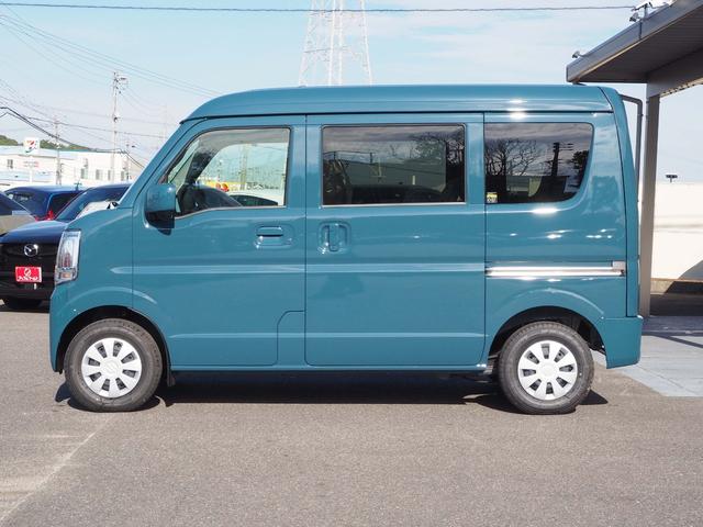 エブリイ ジョイン　登録済み未使用車　純正ディスプレイオーディオ　アップルカープレイ＆アンドロイドオート　バックカメラ　セーフティサポート　両側スライドドア　イージークローザー　ＬＥＤヘッドライト　純正フロアマット（13枚目）