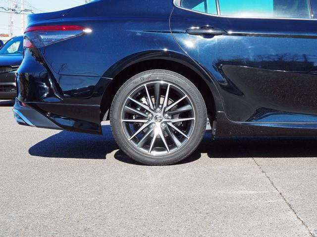 カムリ Ｇレザーパッケージ　セーフティセンス　パノラマムーンルーフ　９インチディスプレイオーディオナビ　パノラミックビューモニター　革シート　パワーシート　シートヒーター　レーダークルコン　デジタルインナーミラー型前後ドラレコ（22枚目）