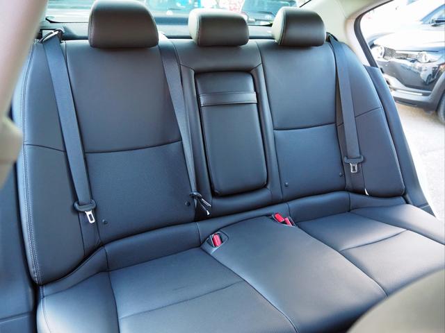 スカイライン ２００ＧＴ－ｔタイプＰ　全方位運転支援システム　純正コネクトナビ　全周囲カメラ　フルセグＴＶ　黒革シート　シートヒーター　パワーシート　ＬＥＤヘッドライト　インテリジェントクルコン　前方衝突警報　後方衝突防止支援　前後ソナー（43枚目）