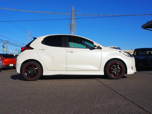 ヤリス Z モデリスタエアロ 柿本マフラー セーフティセンス SDナビ バックカメラ フルセグTV Bluetooth レーダークルコン プリクラッシュ BSM 前後ドラレコ LEDヘッドライト ETC(18枚目)