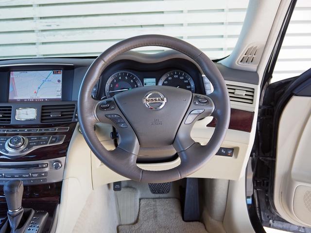 シーマ ハイブリッド　車検整備付き　全方位運転支援システム　サンルーフ　純正ナビ　アラウンドビューモニター　フルセグＴＶ　ＢＯＳＥサウンド　ディスチャージ　社外２０インチアルミ　レーダークルコン　前後ドラレコ　ＥＴＣ（28枚目）