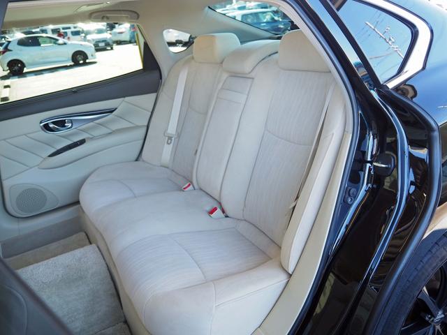 シーマ ハイブリッド　車検整備付き　全方位運転支援システム　サンルーフ　純正ナビ　アラウンドビューモニター　フルセグＴＶ　ＢＯＳＥサウンド　ディスチャージ　社外２０インチアルミ　レーダークルコン　前後ドラレコ　ＥＴＣ（45枚目）