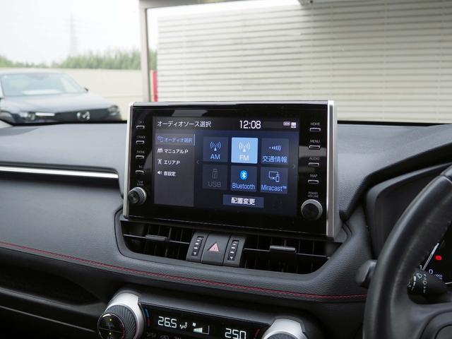 ＲＡＶ４ アドベンチャー　オフロードパッケージ　純正ディスプレイオーディオ　バックカメラ　レーダークルーズ　ＢＳＭ　デジタルインナーミラー　ＬＥＤライト　黒革＆パワーシート　シートベンチレーション　おくだけ充電　前後ドラレコ　ＥＴＣ（4枚目）