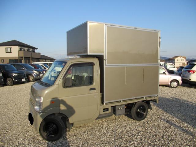 KCスペシャル キッチンカー 移動販売車 ケータリングカー 跳ね上げ式窓 ステンレス3槽シンク コールドテーブル 脱着式カウンター LED照明 100V外部電源 換気扇 コンセント 給排水タンク 荷台設備新品(4枚目)