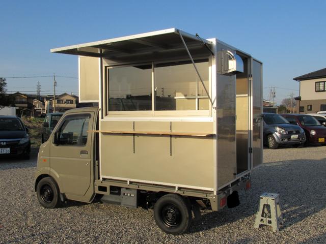 KCスペシャル キッチンカー 移動販売車 ケータリングカー 跳ね上げ式窓 ステンレス3槽シンク コールドテーブル 脱着式カウンター LED照明 100V外部電源 換気扇 コンセント 給排水タンク 荷台設備新品(29枚目)