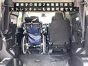 ノア 　ウェルキャブ　タイプ１　車椅子２列目乗車　後退防止装置　電動固定装置　社外ナビ　クルコン　キーレス　ＥＴＣ（6枚目）