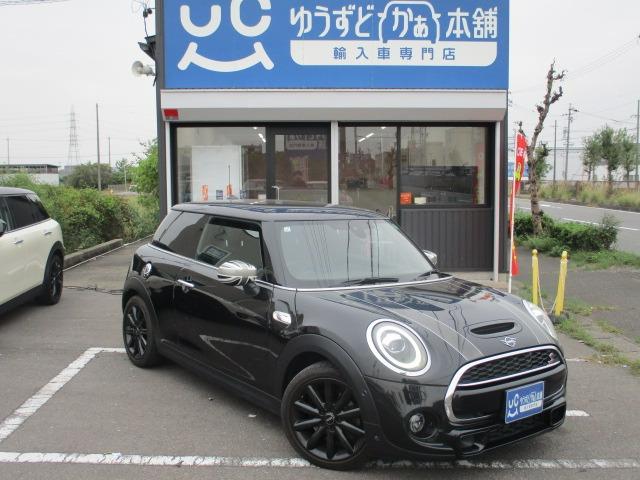 MINI クーパーS 6速マニュアル 中期型 純正ナビ Bluetoothオーディオ バックカメラ インテリジェントセーフティ アダプティブクルーズコントロール ユニオンジャックテール ETC スマートキー(2枚目)