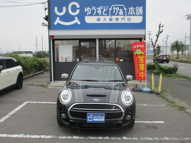 MINI クーパーS 6速マニュアル 中期型 純正ナビ Bluetoothオーディオ バックカメラ インテリジェントセーフティ アダプティブクルーズコントロール ユニオンジャックテール ETC スマートキー(10枚目)