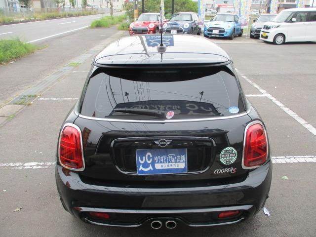 MINI クーパーS 6速マニュアル 中期型 純正ナビ Bluetoothオーディオ バックカメラ インテリジェントセーフティ アダプティブクルーズコントロール ユニオンジャックテール ETC スマートキー(24枚目)