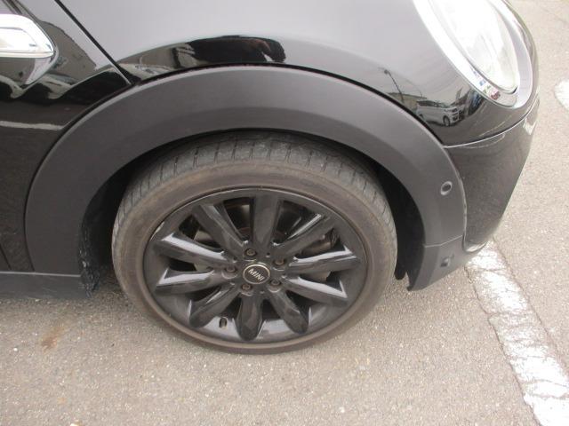 MINI クーパーS 6速マニュアル 中期型 純正ナビ Bluetoothオーディオ バックカメラ インテリジェントセーフティ アダプティブクルーズコントロール ユニオンジャックテール ETC スマートキー(27枚目)