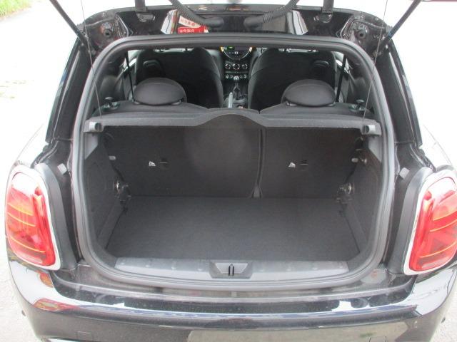 MINI クーパーS 6速マニュアル 中期型 純正ナビ Bluetoothオーディオ バックカメラ インテリジェントセーフティ アダプティブクルーズコントロール ユニオンジャックテール ETC スマートキー(31枚目)