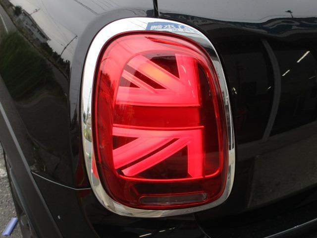 MINI クーパーS 6速マニュアル 中期型 純正ナビ Bluetoothオーディオ バックカメラ インテリジェントセーフティ アダプティブクルーズコントロール ユニオンジャックテール ETC スマートキー(33枚目)