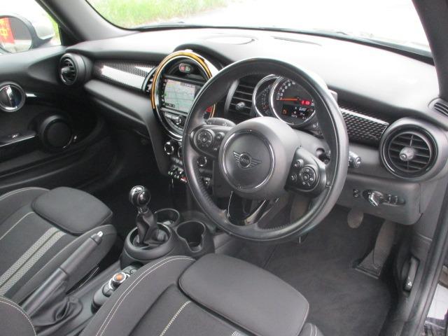 MINI クーパーS 6速マニュアル 中期型 純正ナビ Bluetoothオーディオ バックカメラ インテリジェントセーフティ アダプティブクルーズコントロール ユニオンジャックテール ETC スマートキー(36枚目)