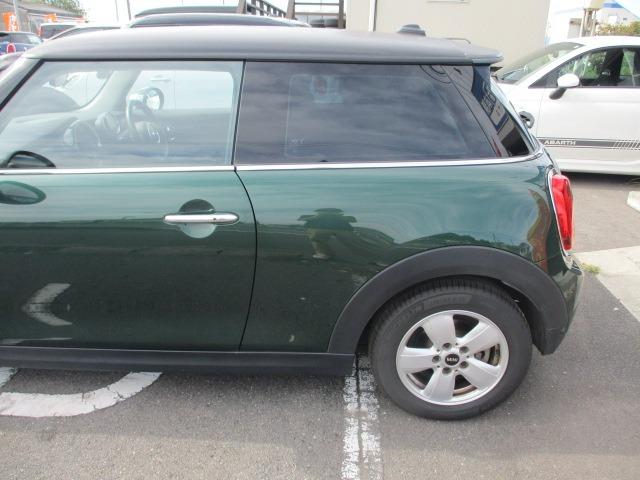 MINI 中期型 純正ナビ バックカメラ Bluetoothオーディオ ETC コンフォートアクセス スマートキー ユニオンジャックテール LEDオートライト(22枚目)