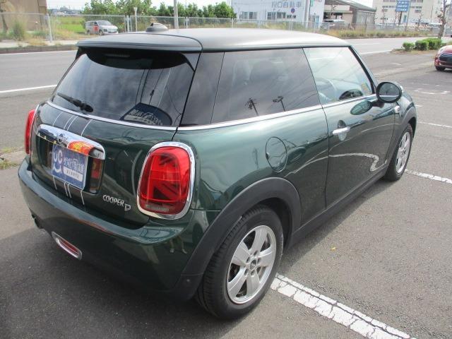 MINI 中期型 純正ナビ バックカメラ Bluetoothオーディオ ETC コンフォートアクセス スマートキー ユニオンジャックテール LEDオートライト(25枚目)