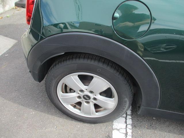 MINI 中期型 純正ナビ バックカメラ Bluetoothオーディオ ETC コンフォートアクセス スマートキー ユニオンジャックテール LEDオートライト(30枚目)