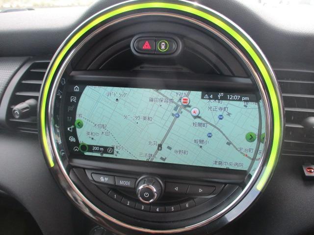 MINI 中期型 純正ナビ バックカメラ Bluetoothオーディオ ETC コンフォートアクセス スマートキー ユニオンジャックテール LEDオートライト(40枚目)