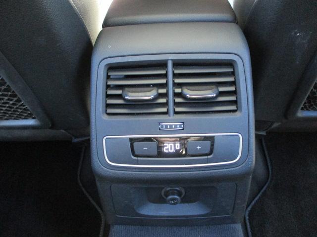 Ａ４アバント ２．０ＴＦＳＩクワトロ　バーチャルコックピット　４ＷＤ　純正ナビ　バックカメラ　Ｂｌｕｅｔｏｏｔｈオーディオ　黒レザーシート　シートヒーター　アダプティブクルーズコントロール　ＥＴＣ　スマートキー（42枚目）