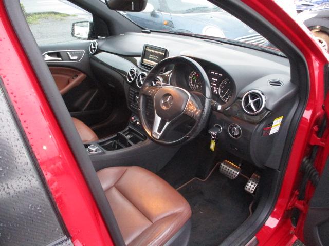 Ｂクラス Ｂ２５０　ブルーエフィシェンシー　パノラマサンルーフ　茶色レザーシート　ハーマンカードンスピーカー　純正１８インチアルミホイール　純正ナビ　Ｂｌｕｅｔｏｏｔｈ　バックカメラ　ＥＴＣ　前席パワーシート　クルーズコントロール（27枚目）