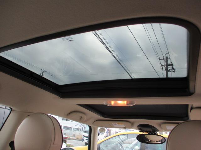 ＭＩＮＩ クーパー　クラブマン　後期型　ツインサンルーフ　ツートンカラー　オートＨＩＤヘッドライト　Ｂカメラ　ＫＥＮＷＯＯＤ製Ｂｌｕｅｔｏｏｔｈ対応ナビ　フルセグＴＶ視聴可　ＥＴＣ　アンビエントライト　純正１５インチＡＷ（37枚目）