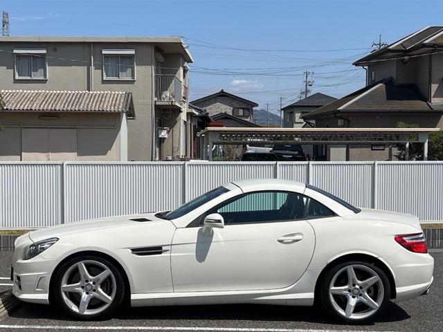 ＳＬＫ ＳＬＫ２００ブルーエフィシェンシー　スポーツ　ＡＭＧスポーツパッケージ　ワンオーナー車　電動オープン　純正メーカーナビ　フルセグテレビ　キセノンヘッドライト　レッドステッチ　レッドシートベルト　ＡＭＧ１８インチアルミホイール（5枚目）