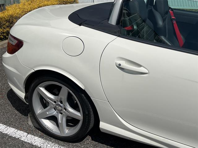 ＳＬＫ ＳＬＫ２００ブルーエフィシェンシー　スポーツ　ＡＭＧスポーツパッケージ　ワンオーナー車　電動オープン　純正メーカーナビ　フルセグテレビ　キセノンヘッドライト　レッドステッチ　レッドシートベルト　ＡＭＧ１８インチアルミホイール（30枚目）