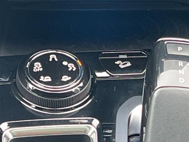 ５００８ ＧＴ　ブルーＨＤｉ　サンルーフ　純正ナビ　フルセグＴＶ　バックカメラ　後席モニター　ブラインドスポットモニター　スペアキー　ＡＣＣ　レーンキープアシスト　パワーバックドア　前後ドラレコ　黒ハーフレザーシート（21枚目）