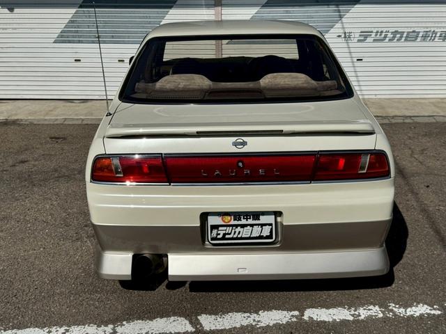 ローレル メダリスト　ＲＢ２５ＤＥＴターボエンジン載替　５速ＭＴ載替　ワンダーフルエアロ　車高調　ワーク１８インチアルミホイール　社外マフラー　トラスト前置きインタークーラー（25枚目）