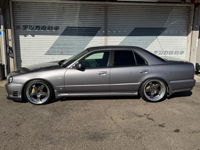スカイライン ＧＴ　ＲＢ２５ＤＥＴエンジン載替　ＧＴ－Ｒミッション（３０Ａ）　車高調　社外マフラー　１８インチアルミホイール　タイミングベルト交換　ＯＲＣシングルクラッチ　ヘッドライト左右新品（15枚目）