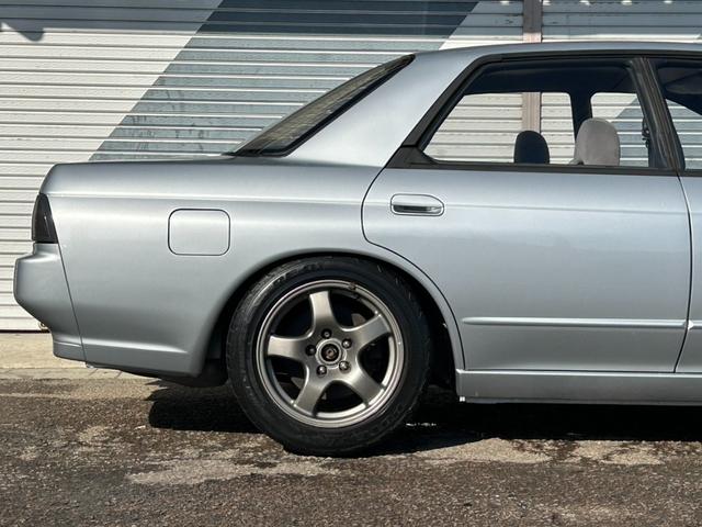 スカイライン ＧＴＳタイプＸ　ＲＢ２０ＤＥボルトオンターボ　ミッション載替　車高調　Ｒ３２ＧＴ－Ｒホイール　社外マフラー　エアクリ　同色全塗装　タイミングベルト　ウォーターポンプ交換（16枚目）