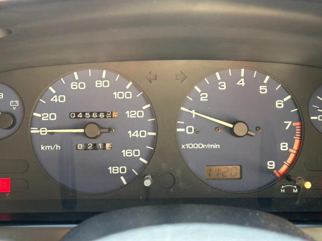 スカイライン ＧＴＳタイプＸ　ＲＢ２０ＤＥボルトオンターボ　ミッション載替　車高調　Ｒ３２ＧＴ－Ｒホイール　社外マフラー　エアクリ　同色全塗装　タイミングベルト　ウォーターポンプ交換（33枚目）