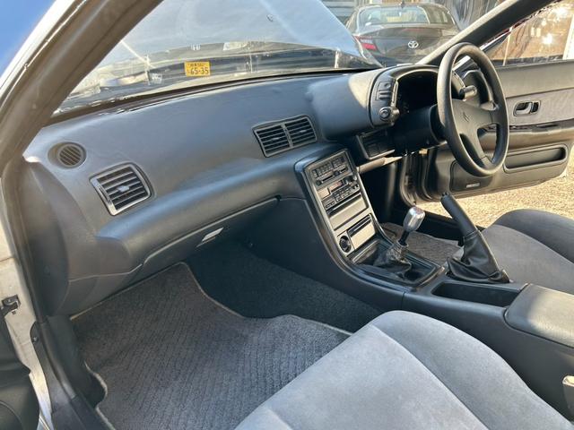 スカイライン ＧＴＳタイプＸ　ＲＢ２０ＤＥボルトオンターボ　ミッション載替　車高調　Ｒ３２ＧＴ－Ｒホイール　社外マフラー　エアクリ　同色全塗装　タイミングベルト　ウォーターポンプ交換（35枚目）