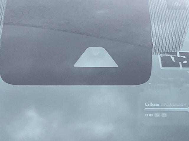 マーチ Ｓ　純正ＳＤナビ　エマージェンシーブレーキ　バックカメラ　禁煙車　ドラレコ　ＥＴＣ　オートライト　Ｂｌｕｅｔｏｏｔｈ　ＣＤ（3枚目）