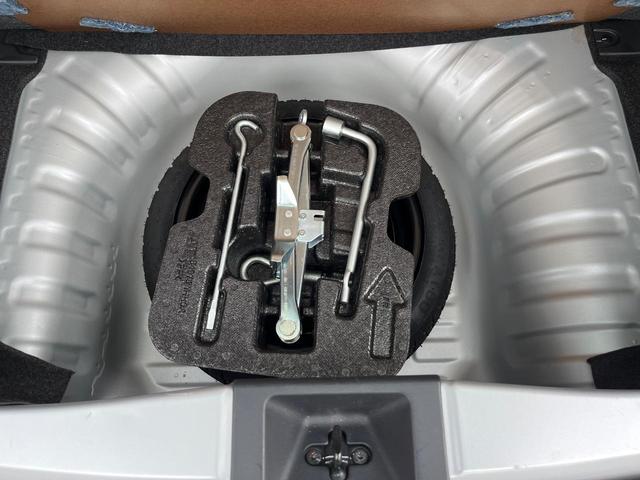 マーチ Ｓ　純正ＳＤナビ　エマージェンシーブレーキ　バックカメラ　禁煙車　ドラレコ　ＥＴＣ　オートライト　Ｂｌｕｅｔｏｏｔｈ　ＣＤ（36枚目）