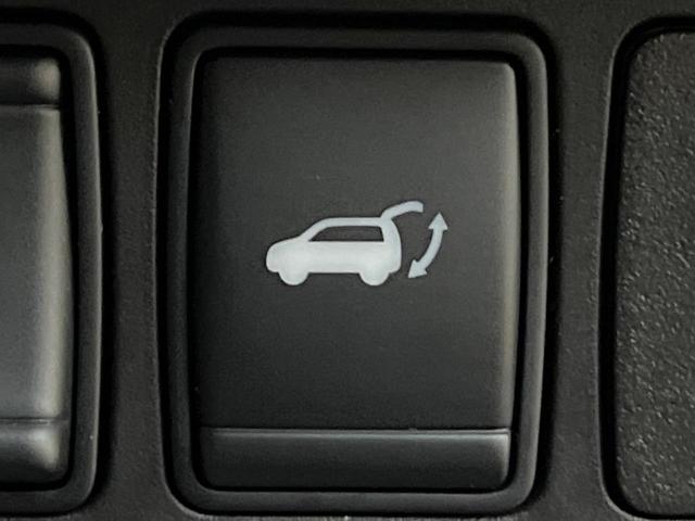 エクストレイル 20XtブラックエクストリーマXエマジェンシブレキP 純正ナビ アラウンドビューモニター 衝突被害軽減システム 禁煙車 電動リアゲート 撥水シート 横滑り防止装置 ドラレコ スマートキー LEDヘッド ETC クルコン(5枚目)