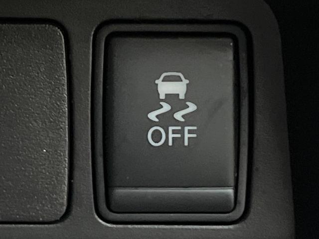 エクストレイル 20XtブラックエクストリーマXエマジェンシブレキP 純正ナビ アラウンドビューモニター 衝突被害軽減システム 禁煙車 電動リアゲート 撥水シート 横滑り防止装置 ドラレコ スマートキー LEDヘッド ETC クルコン(7枚目)