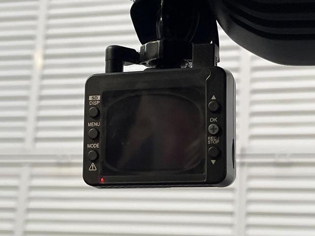 エクストレイル 20XtブラックエクストリーマXエマジェンシブレキP 純正ナビ アラウンドビューモニター 衝突被害軽減システム 禁煙車 電動リアゲート 撥水シート 横滑り防止装置 ドラレコ スマートキー LEDヘッド ETC クルコン(46枚目)