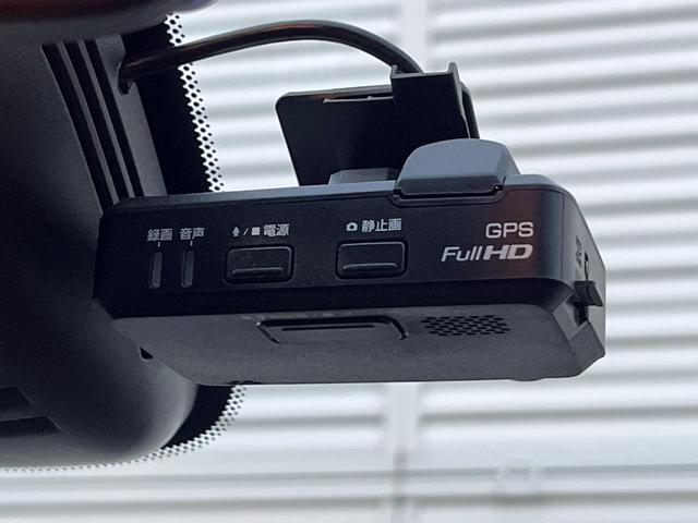 セレナ ハイウェイスター Vセレクション エアロ 両側電動ドア 後席モニター バックカメラ 衝突被害軽減システム ドラレコ スマートキー LEDヘッド ビルトインETC クルコン 純正 オートライト オートエアコン Bluetooth CD(10枚目)