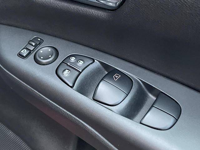 セレナ ハイウェイスター Vセレクション エアロ 両側電動ドア 後席モニター バックカメラ 衝突被害軽減システム ドラレコ スマートキー LEDヘッド ビルトインETC クルコン 純正 オートライト オートエアコン Bluetooth CD(43枚目)