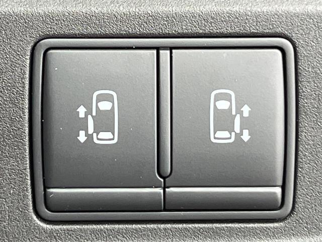 セレナ ハイウェイスター VセレクションII 純正9インチナビ アラウンドビューモニター 両側パワースライドドア 衝突被害軽減システム スマートキー LEDヘッドライト ビルトインETC オートエアコン(5枚目)