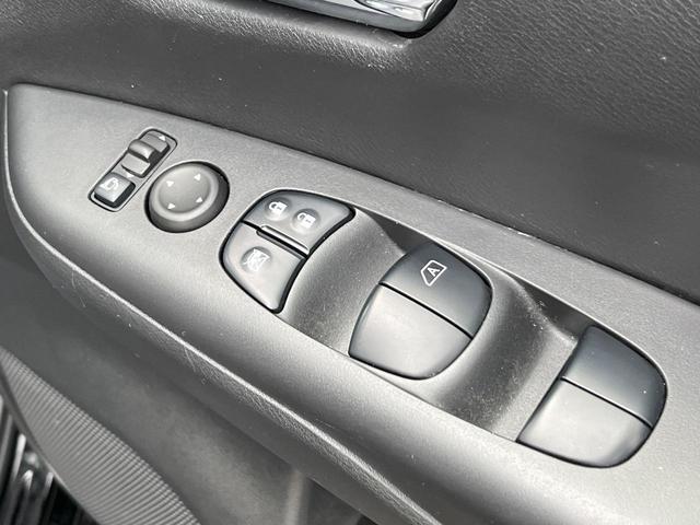 セレナ ハイウェイスター VセレクションII 純正9インチナビ アラウンドビューモニター 両側パワースライドドア 衝突被害軽減システム スマートキー LEDヘッドライト ビルトインETC オートエアコン(53枚目)